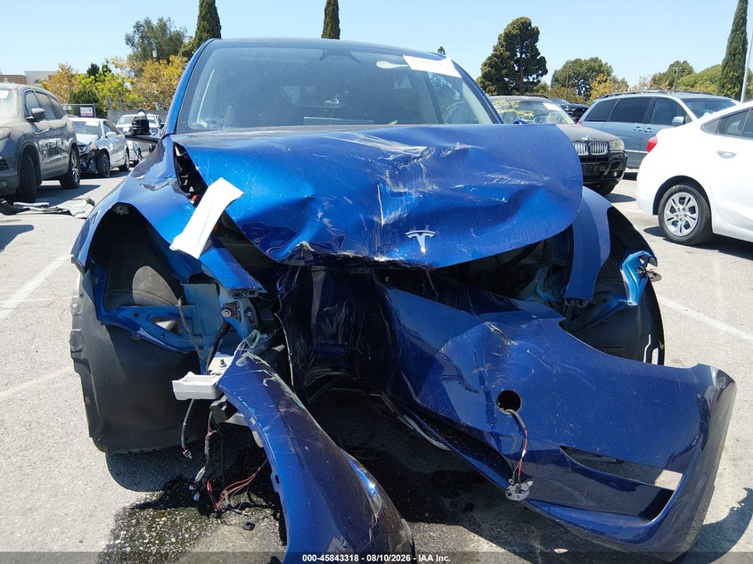 2025 TESLA MODEL Y auction photo 6