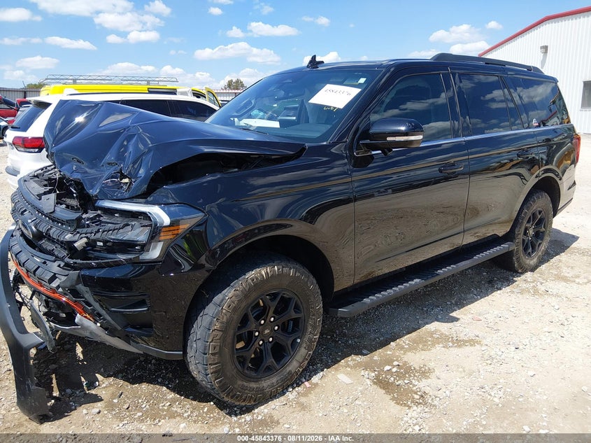 2024 FORD EXPEDITION auction photo 2