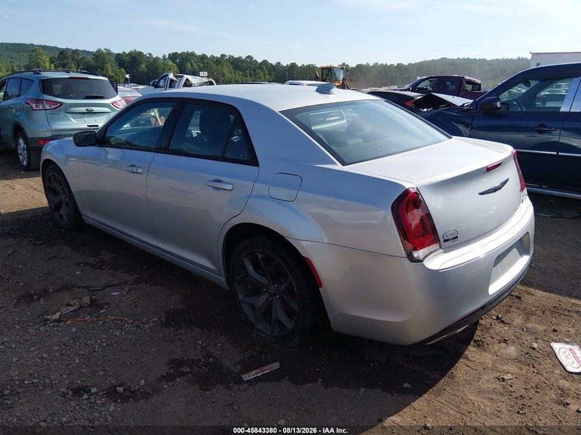 2023 CHRYSLER 300 auction photo 3