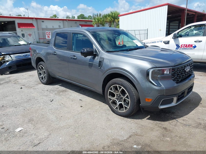 2025 Ford Maverick Lariat, Удар сзади, IAAI, VIN 3FTTW8S35SRB48844