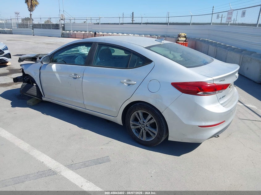 Vin: 5npd84lf7hh020908, lot: 46342310, hyundai elantra se 20173