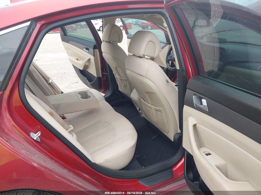 2015 HYUNDAI SONATA auction photo 8