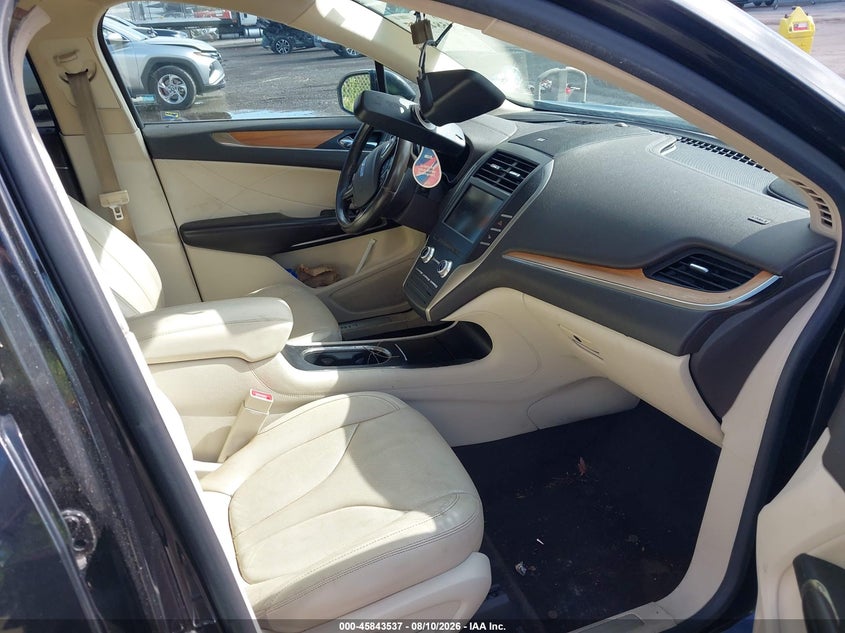 LINCOLN MKC 2015 VIN 5LMCJ1A95FUJ31688