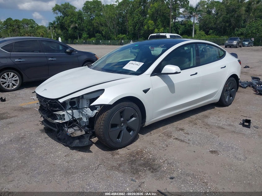 2022 Tesla Model 3, Front & Rear, IAAI, VIN 5YJ3E1EA4NF197110 — photo 2