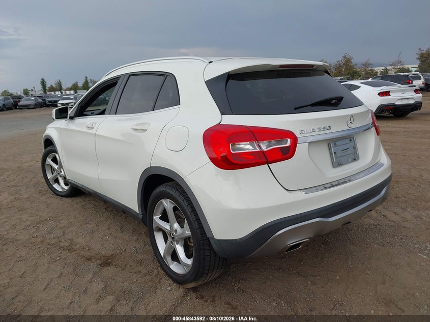 2018 MERCEDES-BENZ GLA 250 auction photo 3