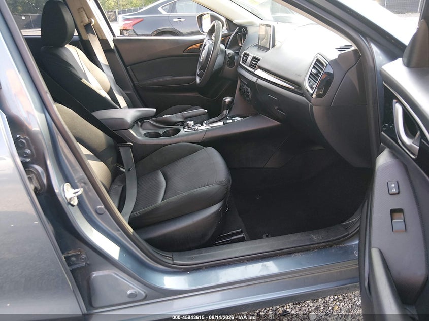 MAZDA MAZDA3 - zdjęcie 5