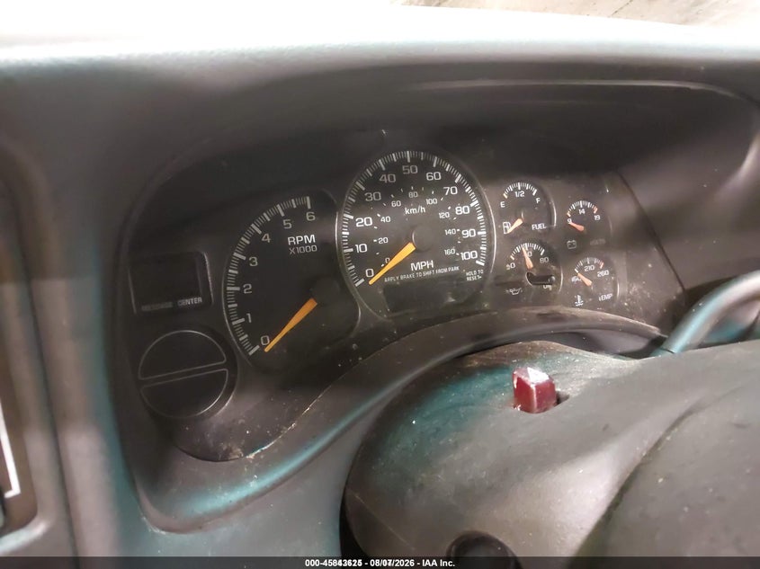 2001 CHEVROLET SUBURBAN 1500 auction photo 7