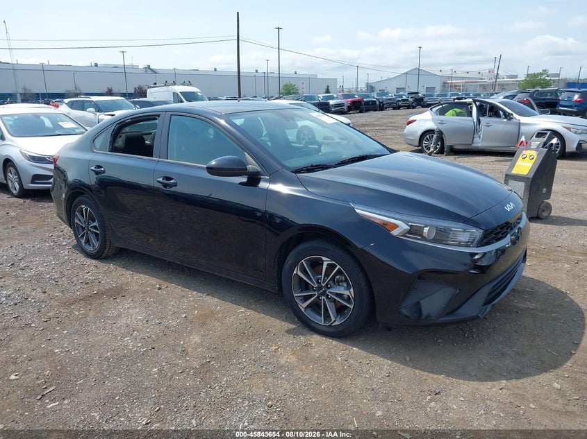 2024 KIA FORTE auction photo 1