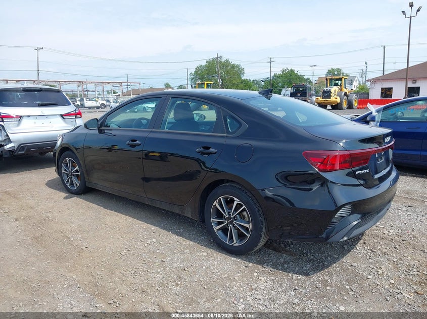 2024 KIA FORTE auction photo 3
