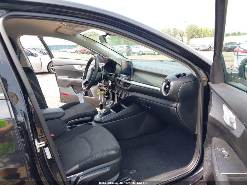 2024 KIA FORTE auction photo 5