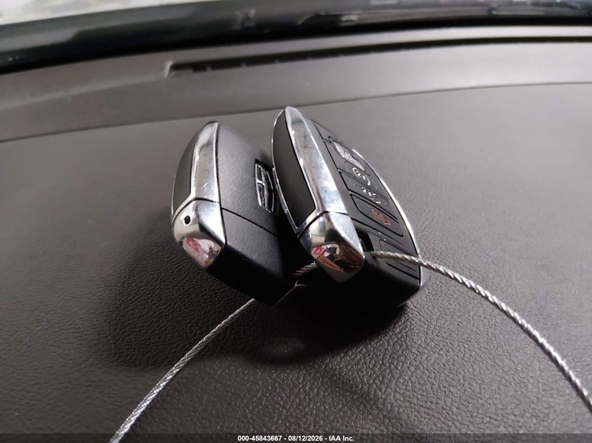 LINCOLN NAUTILUS 2021 VIN 2LMPJ8K96MBL04198