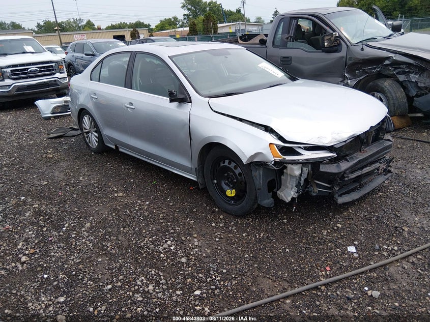 2015 VOLKSWAGEN JETTA auction photo 1