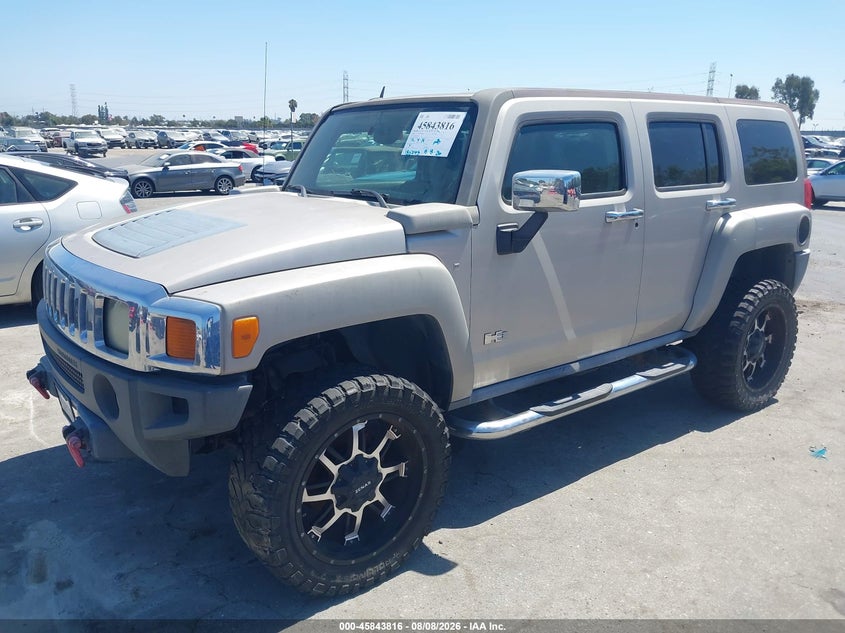 2007 HUMMER H3 SUV auction photo 2