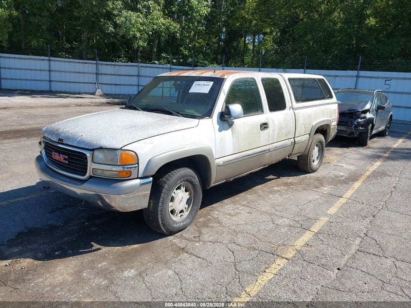 2002 GMC SIERRA 1500 auction photo 2