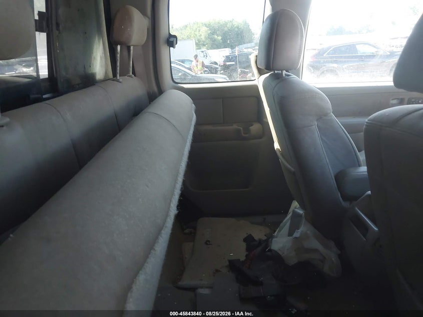 2002 GMC SIERRA 1500 auction photo 8