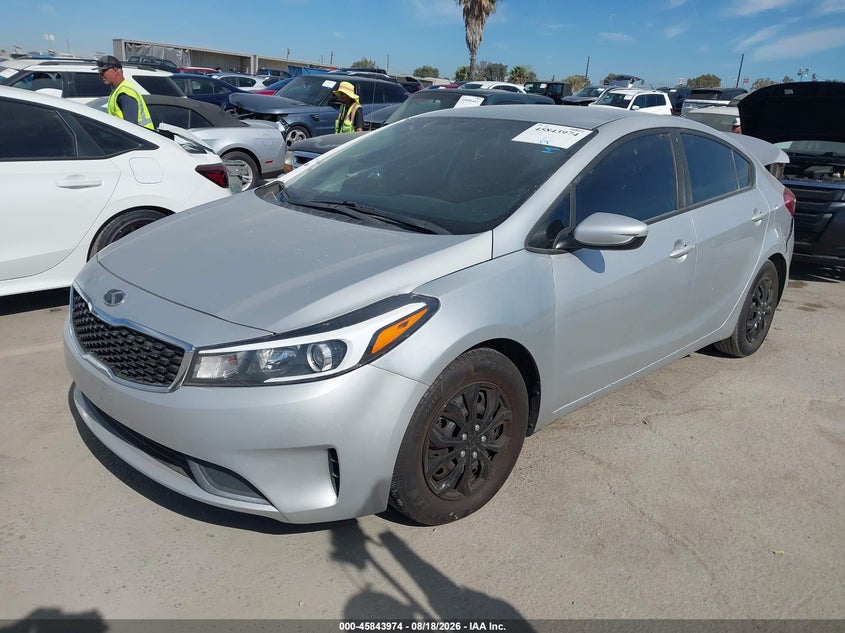 2018 Kia Forte, Rear, IAAI, VIN 3KPFK4A78JE258301 — photo 2