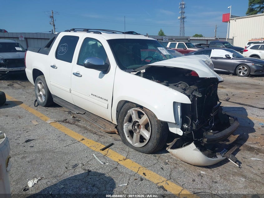 2011 CHEVROLET AVALANCHE 1500 auction photo 1