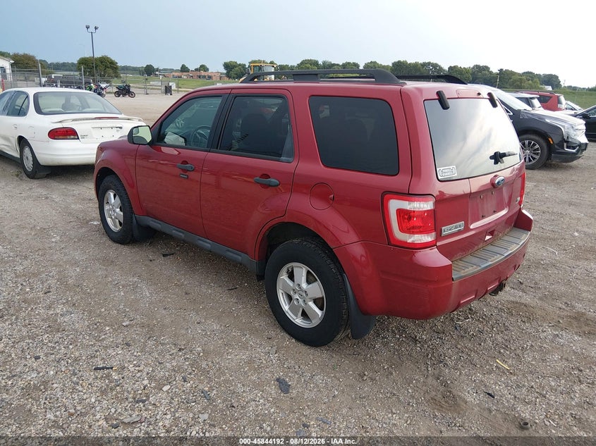 2011 FORD ESCAPE auction photo 3