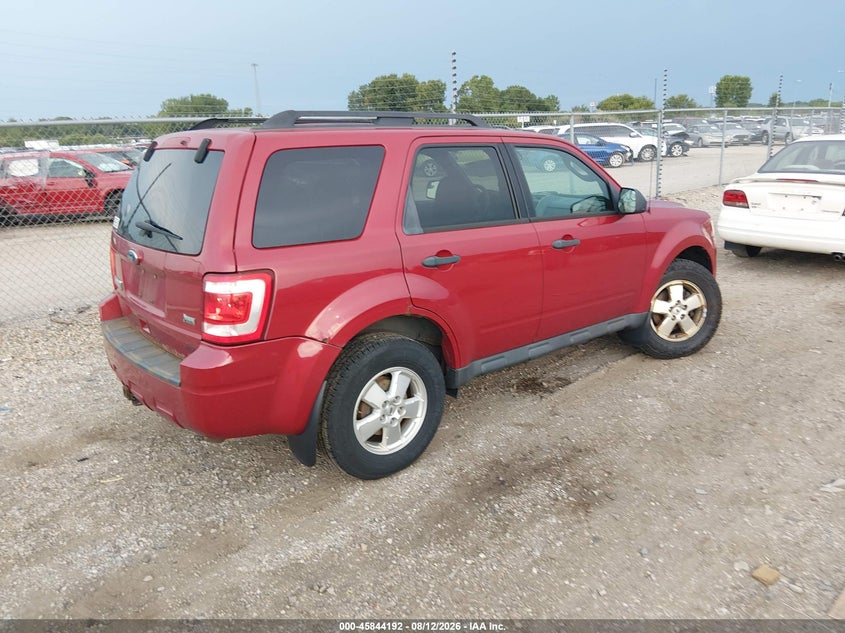 2011 FORD ESCAPE auction photo 4