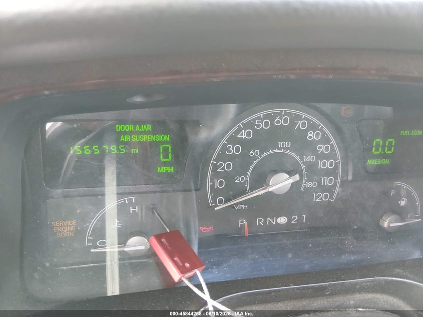 LINCOLN TOWN CAR 2004 VIN 1L1FM81W64Y646938
