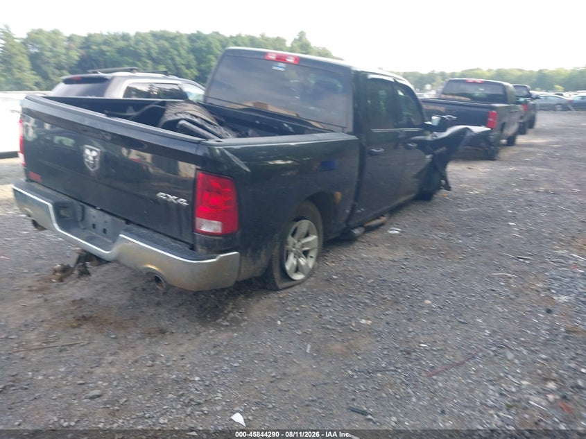 2017 RAM 1500 auction photo 4