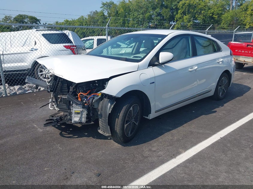 2020 HYUNDAI IONIQ PLUG-IN HYBRID auction photo 2