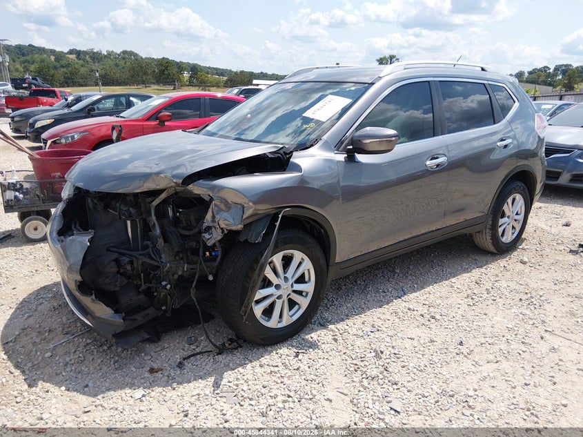 2015 NISSAN ROGUE auction photo 2