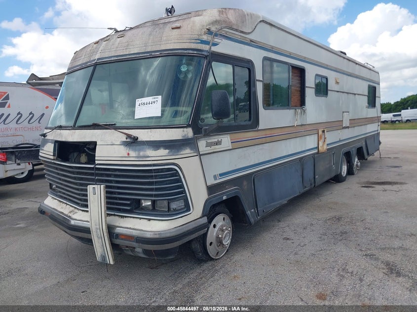1988 GILLIG INCOMPLETE MOTORHOME CHASSIS auction photo 2