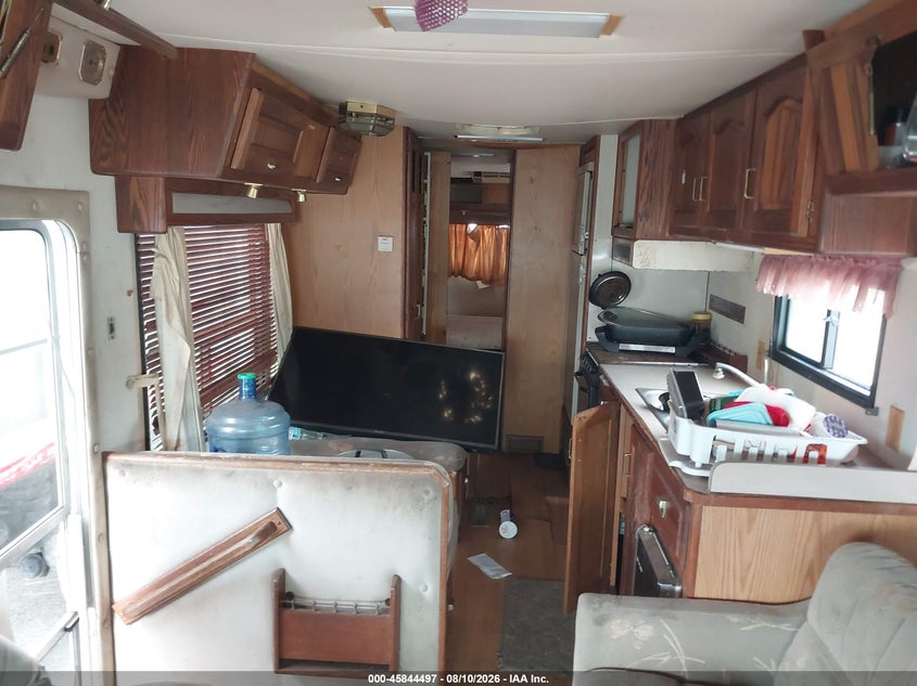1988 GILLIG INCOMPLETE MOTORHOME CHASSIS auction photo 8