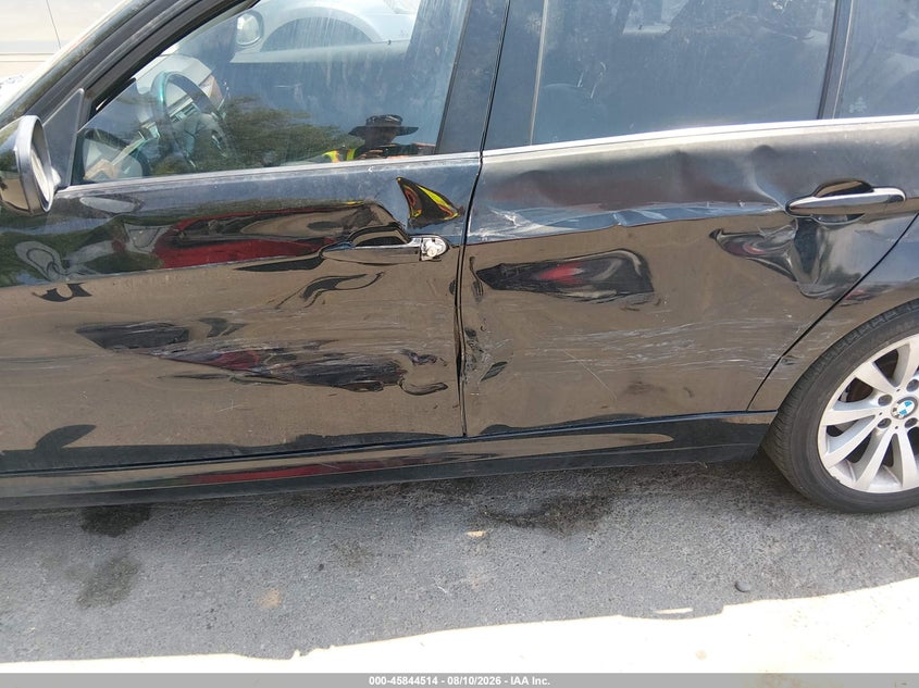 2011 BMW 328I auction photo 6