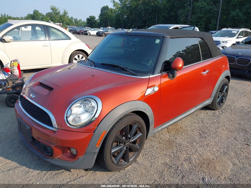 2014 MINI CONVERTIBLE auction photo 2