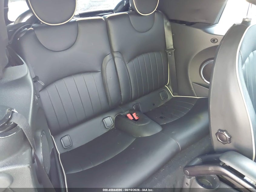 2014 MINI CONVERTIBLE auction photo 8