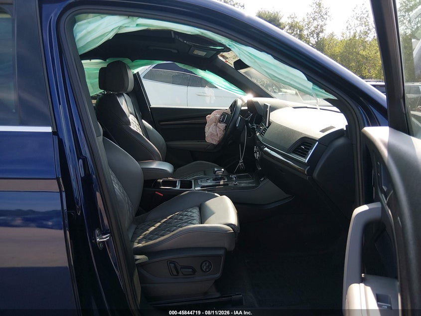AUDI SQ5 2018 VIN WA1C4AFY2J2027754