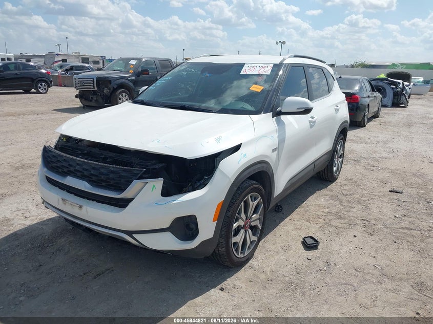 2021 KIA SELTOS auction photo 2