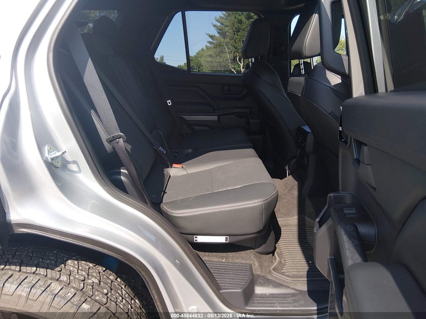 TOYOTA 4RUNNER HYBRID 2026 VIN JTEVB5BR1T5044665