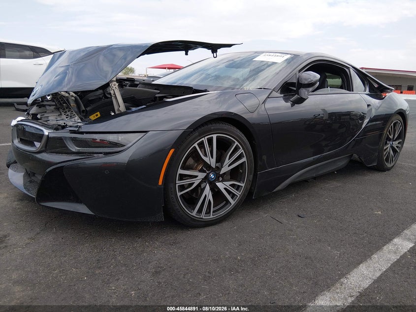 2016 BMW I8 — zdjęcie 2