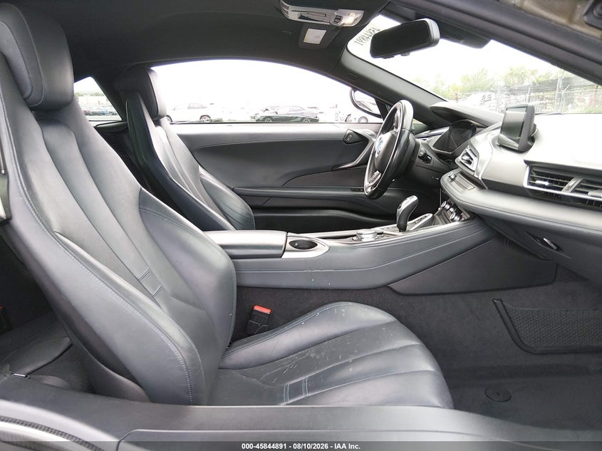 2016 BMW I8 — zdjęcie 5