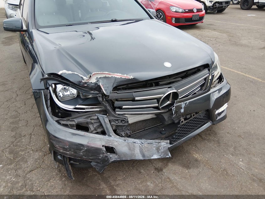 2014 MERCEDES-BENZ C 300 auction photo 6
