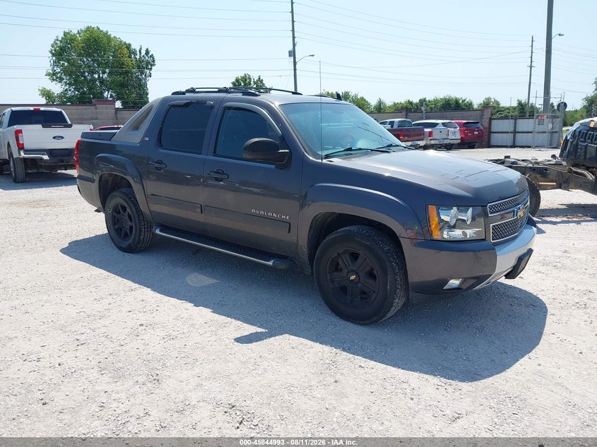 2011 CHEVROLET AVALANCHE 1500 — zdjęcie z aukcji