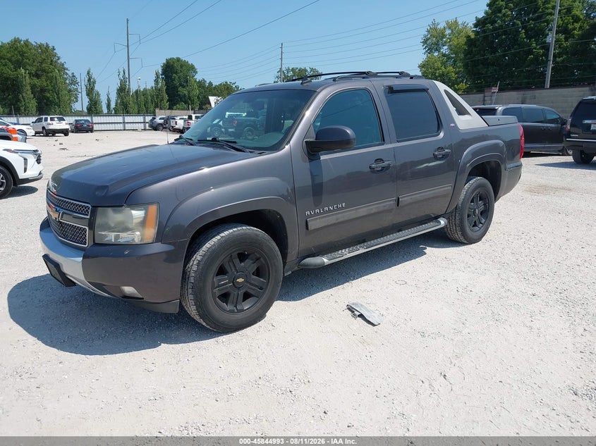 2011 CHEVROLET AVALANCHE 1500 — zdjęcie 2