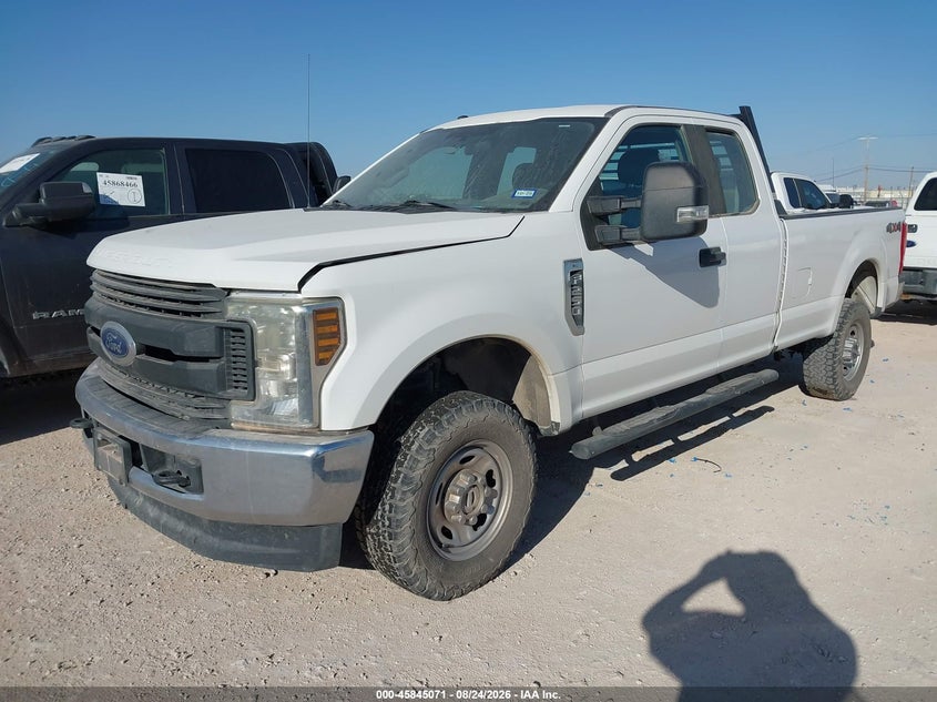 2019 FORD F-250 auction photo 2