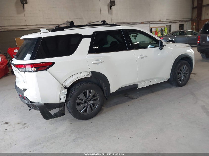 2024 NISSAN PATHFINDER auction photo 4