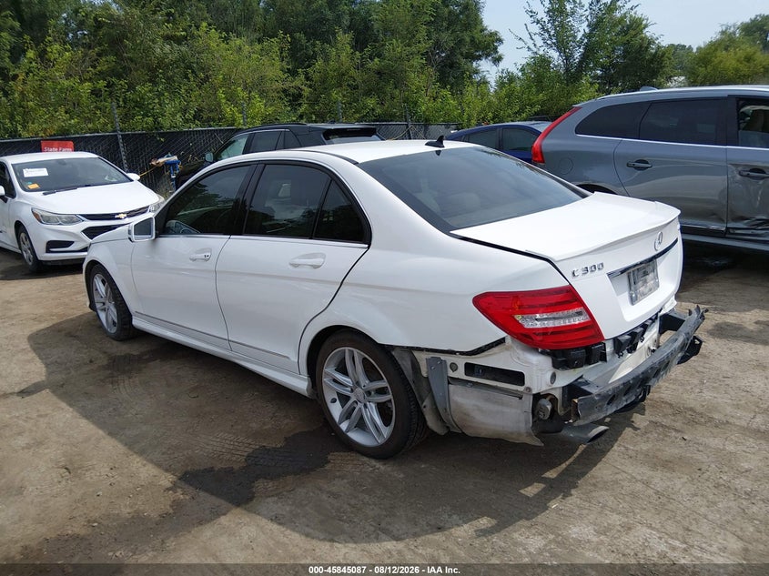 2014 MERCEDES-BENZ C 300 auction photo 3
