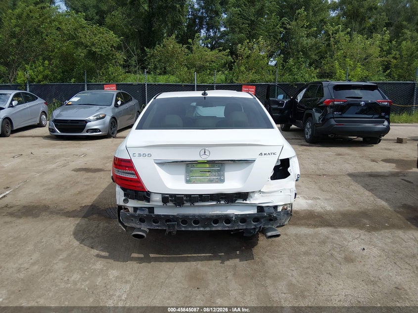 2014 MERCEDES-BENZ C 300 auction photo 6