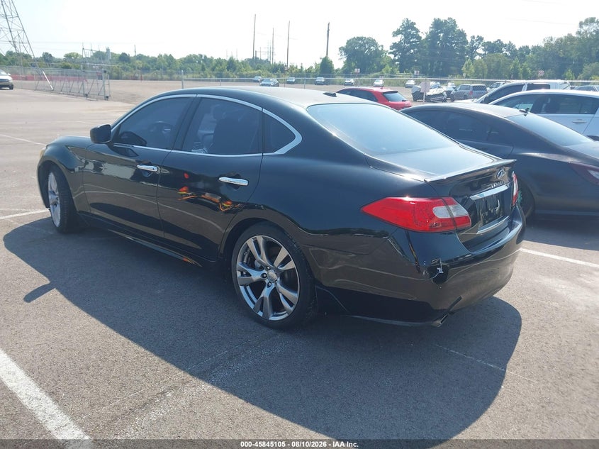 2011 INFINITI M56 auction photo 3