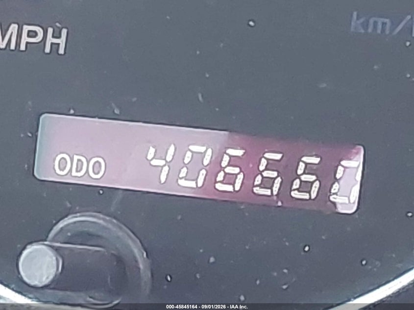 LEXUS LX 470 2005 VIN JTJHT00W353555123
