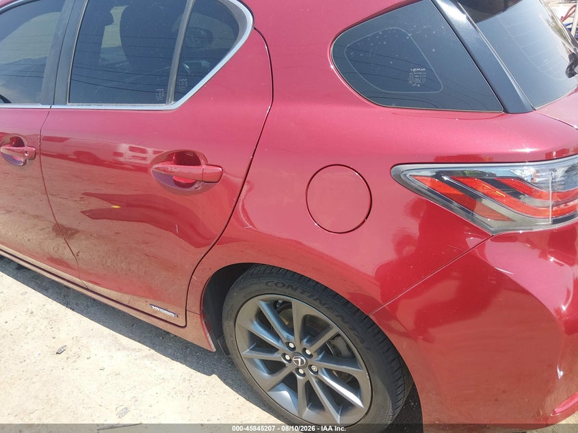 2013 LEXUS CT 200H auction photo 6