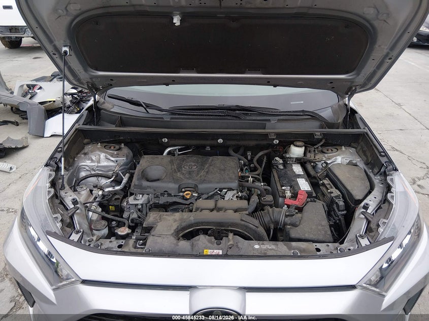 TOYOTA RAV4 - zdjęcie 10