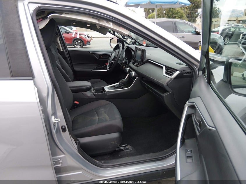 TOYOTA RAV4 - zdjęcie 5