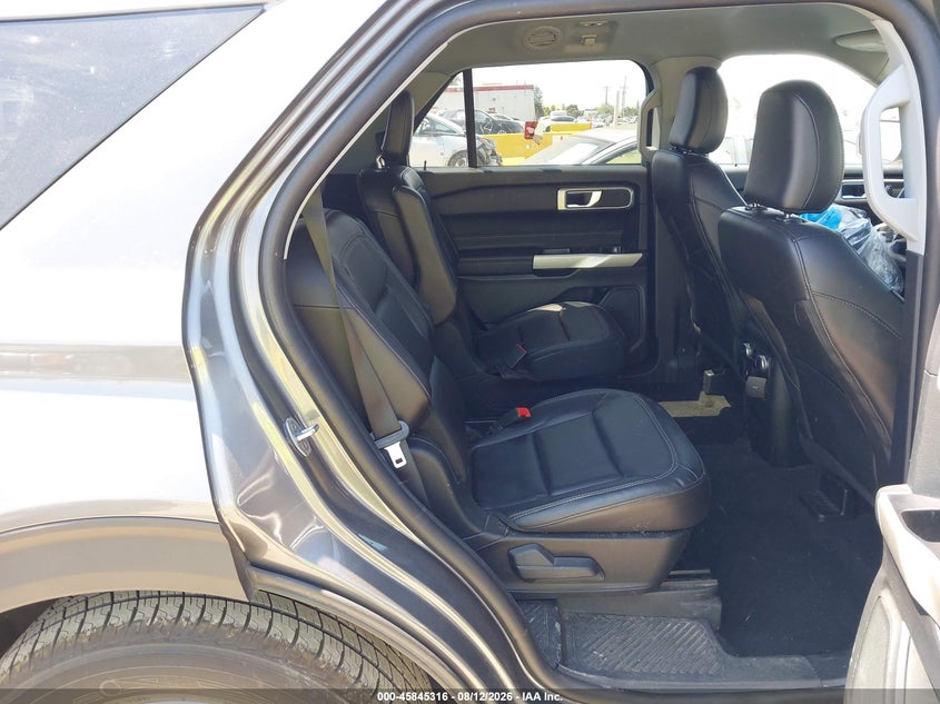 2022 FORD EXPLORER auction photo 8